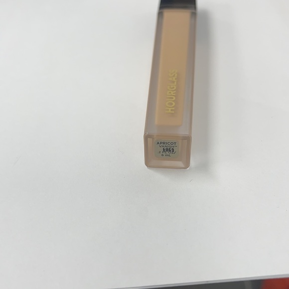 HOURGLASS - Picture 3 of 3